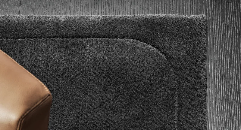 Minotti Outline