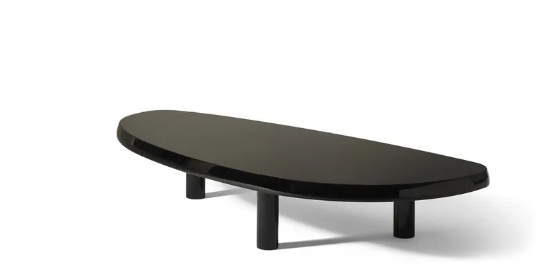 Cassina Table basse en forme libre